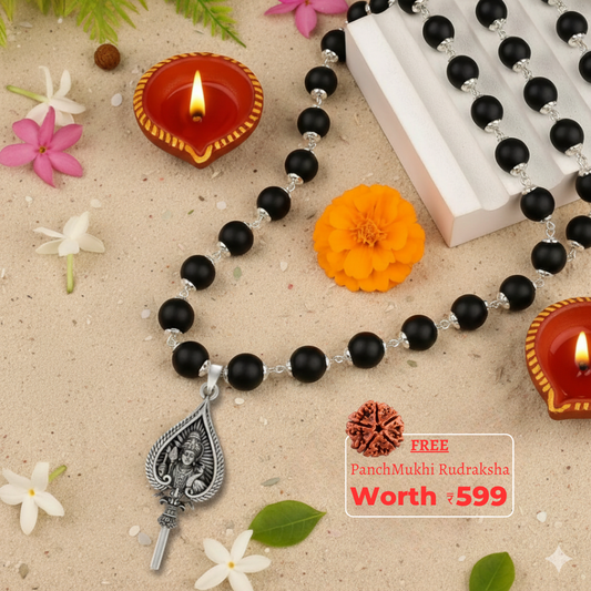 Murugan Vel Silver Pendant with Karungali Malai