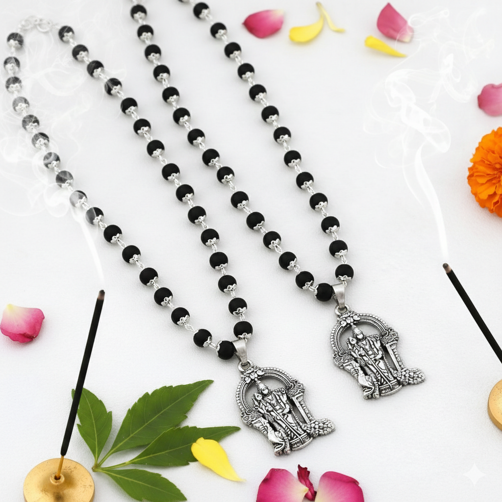 Murugan pendant with karungali silver cap mala